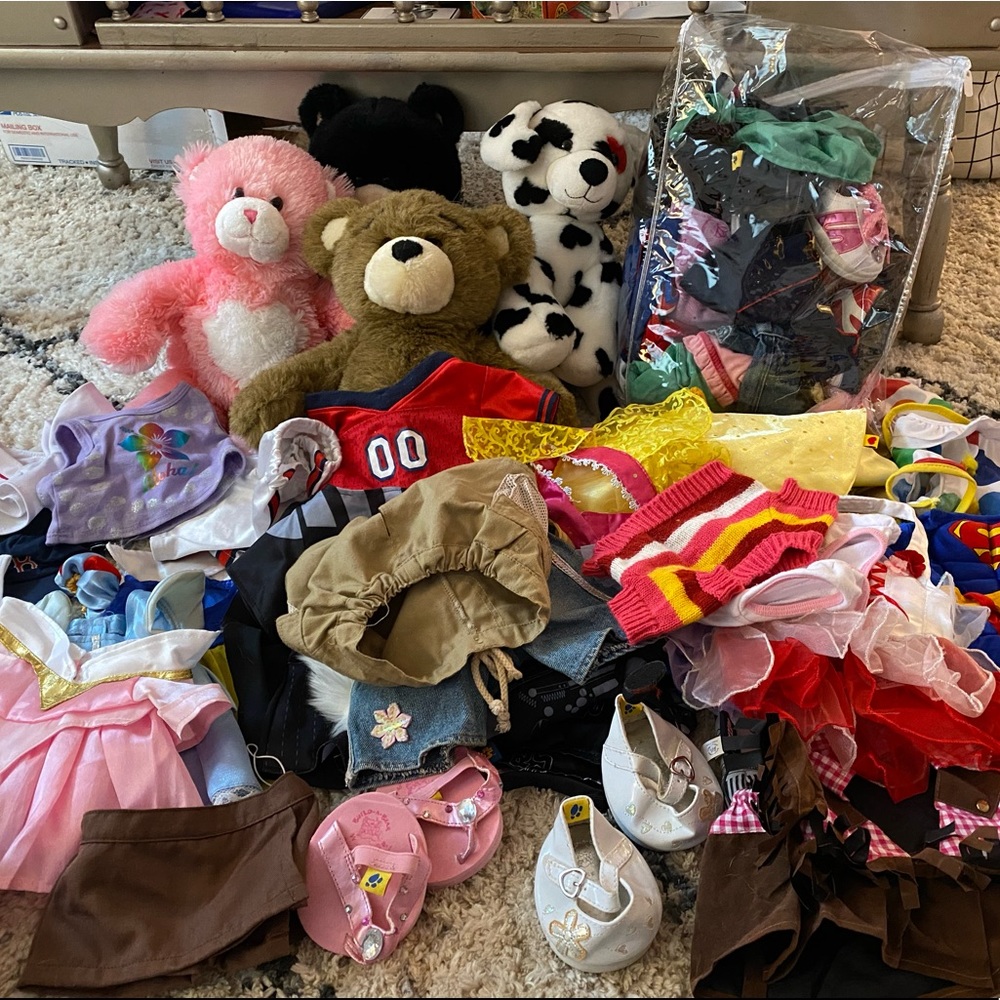 HUGE lot of build a bear clothes and stuffed animals
